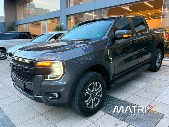 FORD RANGER 3.0 V6 TURBO DIESEL CD XLT 4X4 AUTOMÁTICO FORD RANGER 3.0 V6 TURBO DIESEL CD XLT 4X4 AUTOMÁTICO